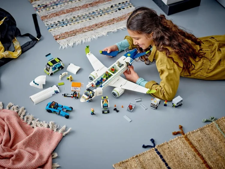 LEGO City 60367 Samolot pasażerski_9.jpg