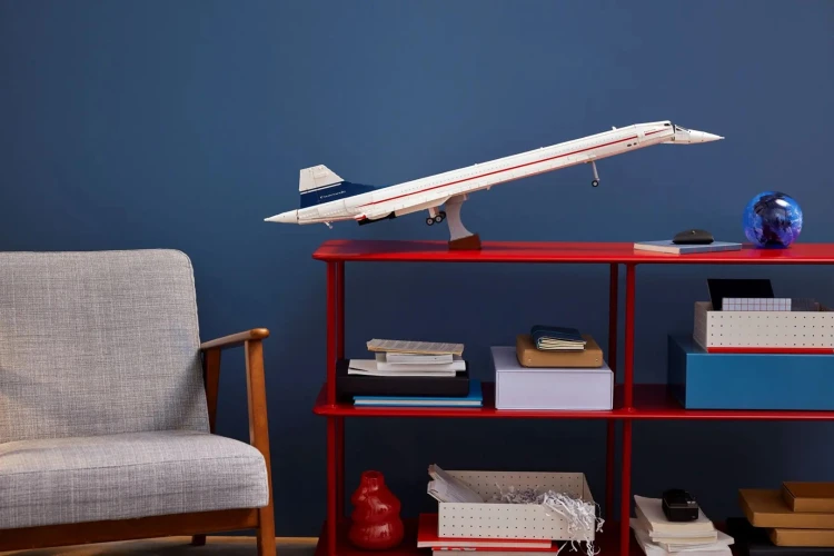 Klocki LEGO Concorde 10318 2083 elementy 18+_10.jpg