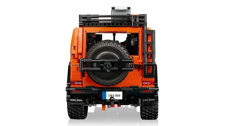 LEGO Technic Mercedes-Benz G 500 PROFESSIONAL Line 42177_8.jpg