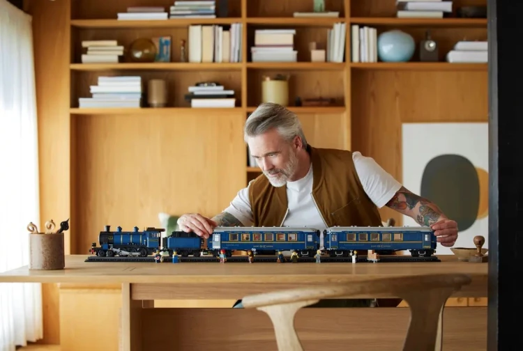 Klocki LEGO Pociąg Orient Express 21344 2540 elementów 18+_10.jpg