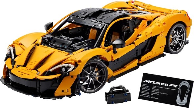 LEGO Technic 42172 McLaren P1_2.jpg
