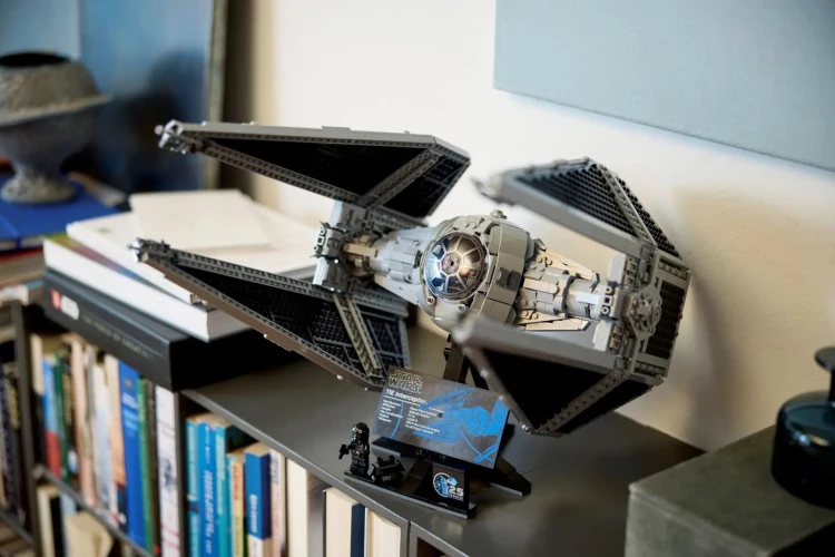 LEGO Star Wars 75382 Myśliwiec TIE_8.jpg