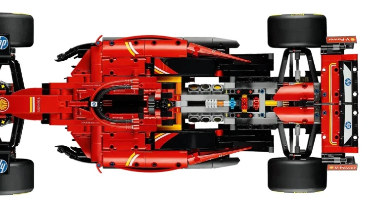 LEGO Technic 42207 Bolid F1 Ferrari SF-24_8.jpg