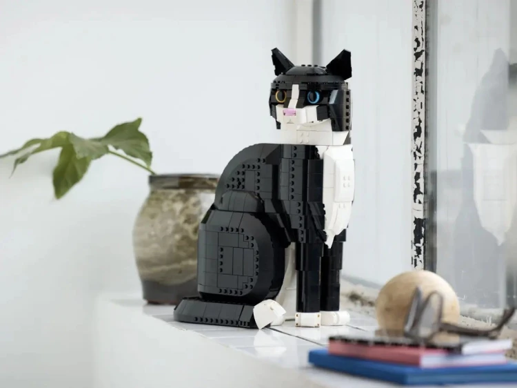 LEGO Ideas Biało-czarny kot 21349_10.jpg