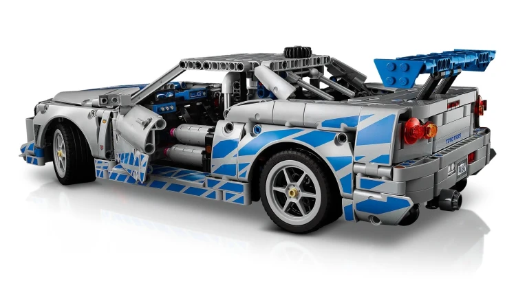 LEGO Technic 42210 2 Szybcy i wściekli Samochód Nissan Skyline GT-R (R34)_3.jpg