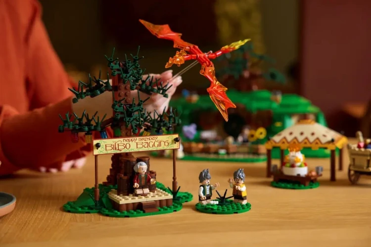 Klocki LEGO Władca Pierścieni: Shire 2017 elementów 18+_7.jpg