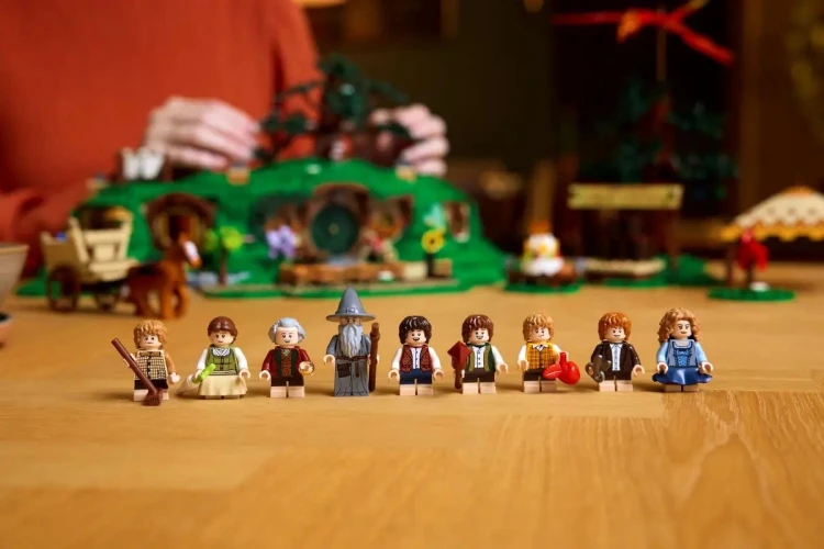 Klocki LEGO Władca Pierścieni: Shire 2017 elementów 18+_15.jpg