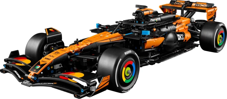 LEGO Technic 42228 Bolid McLaren MCL39 F1_3.jpg