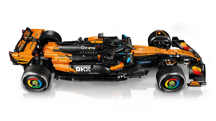 LEGO Technic 42228 Bolid McLaren MCL39 F1_5.jpg