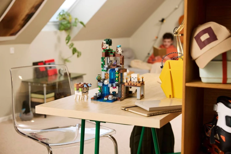 LEGO Minecraft 21597 Diabelska baza_8.jpg