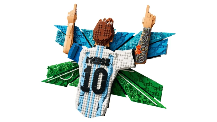 LEGO Editions 43018 Lionel Messi - Chwila zwycięstwa_4.jpg