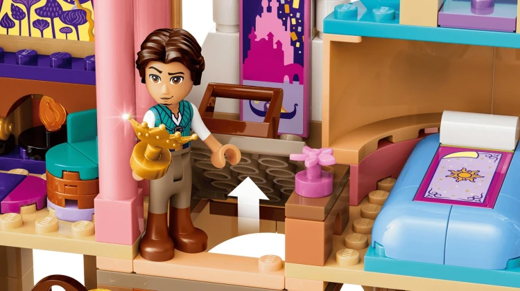LEGO Disney 43297 Zamek Księżniczki Roszpunki_7.jpg