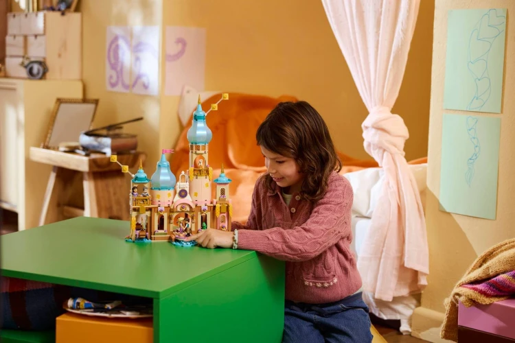 LEGO Disney 43297 Zamek Księżniczki Roszpunki_12.jpg