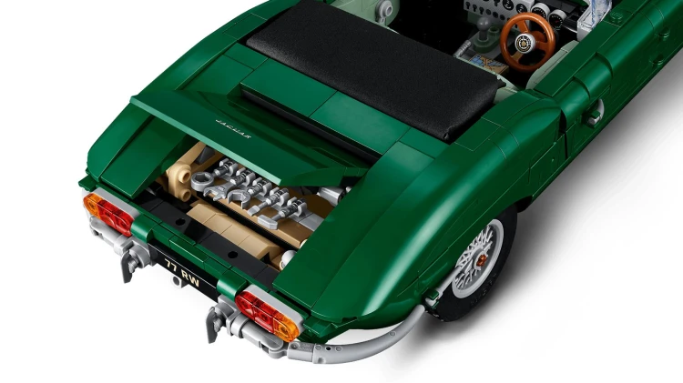 LEGO Ikony 11381 Jaguar E-Type_22.jpg