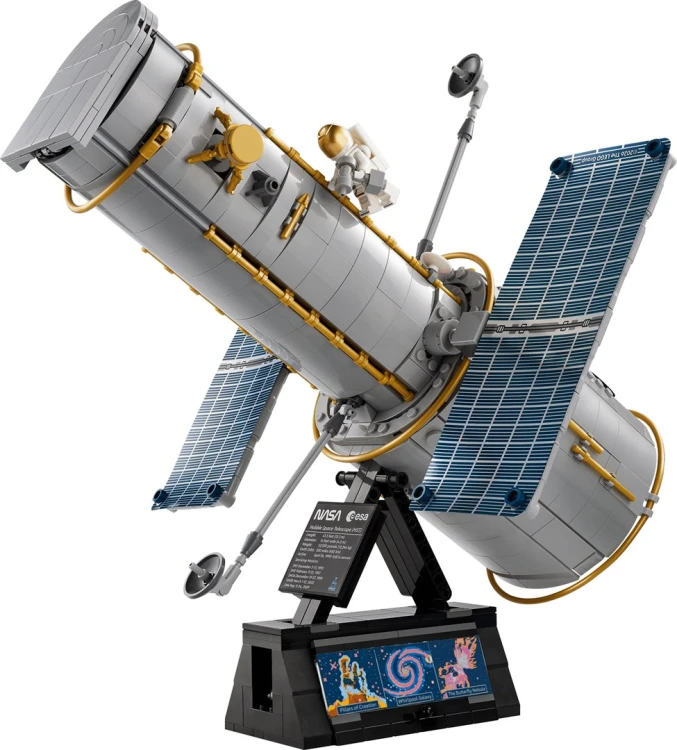 LEGO Icons 11382 Kosmiczny Teleskop Hubble’a_3.jpg