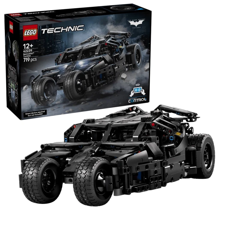 LEGO Technic 42239 Batmobil Tumbler_1.jpg