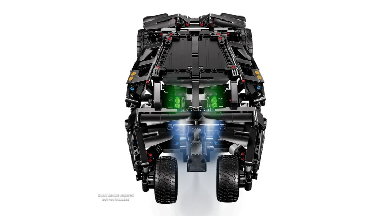 LEGO Technic 42239 Batmobil Tumbler_8.jpg