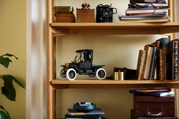 LEGO ICONS 11376 Ford Model T_15.jpg
