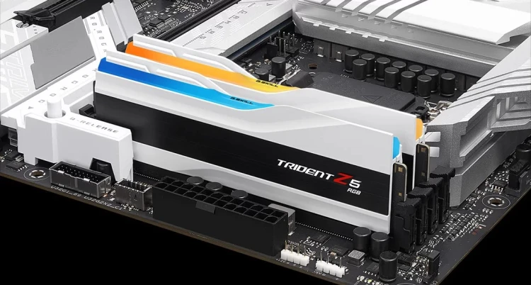 Pamięć G.Skill Trident Z5 RGB, DDR5, 32 GB, 6000MHz, CL32_7.jpg