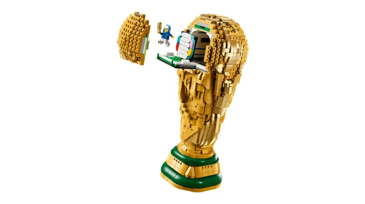 LEGO Edycja 43020 Oficjalny Puchar Mistrzostw Świata w Piłce Nożnej_4.jpg