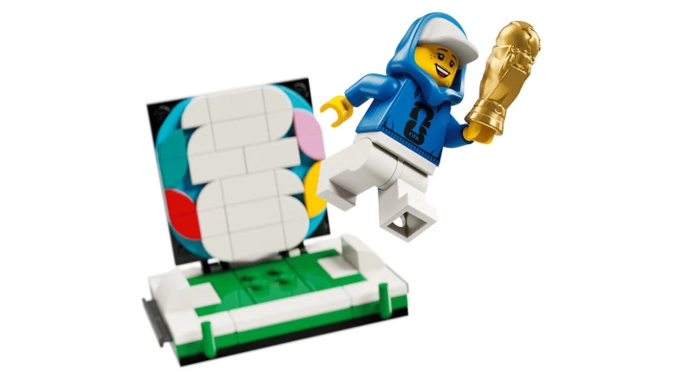 LEGO Edycja 43020 Oficjalny Puchar Mistrzostw Świata w Piłce Nożnej_5.jpg