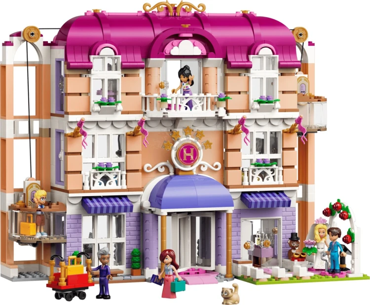 LEGO Friends 42704 Grand Hotel w Heartlake_4.jpg