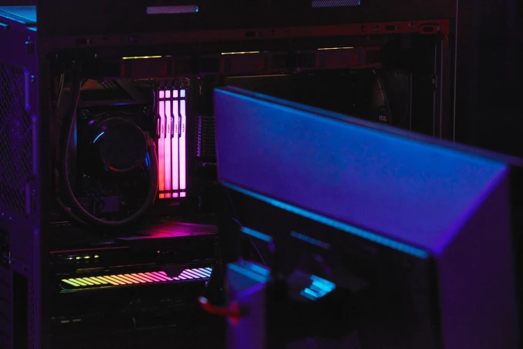 Pamięć RAM Kingston Fury Beast RGB 16GB [1x16GB 5600MHz DDR5 CL40 DIMM]_5.jpg