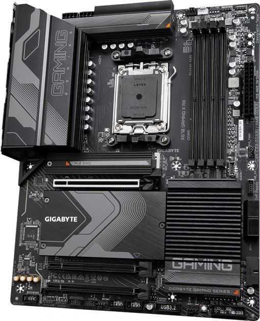 Płyta główna ATX Gigabyte X670 GAMING X AX_2.jpg