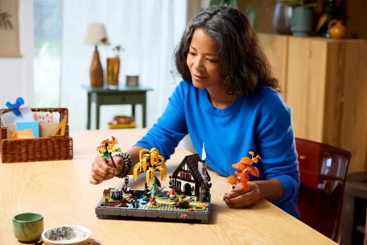 Klocki LEGO Jesienny ogród z chatką 11372 1102 elementy_9.jpg