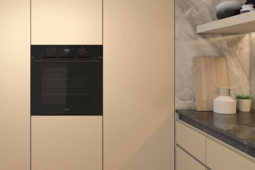 Piekarnik elektryczny Whirlpool OMK58CU1SB 71 l termoobieg czarny_1.jpg