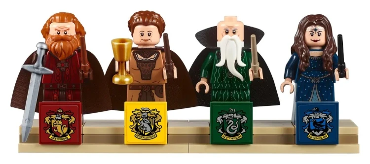 LEGO Harry Potter Zamek Hogwart 71043_6.jpg