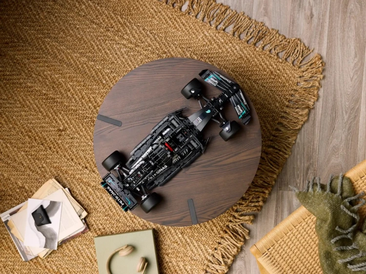 LEGO Technic 42171 Mercedes-AMG F1 W14 E Performance_10.jpg